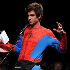 Andrew-Garfield-Spider-Man-Comic-Con-Video